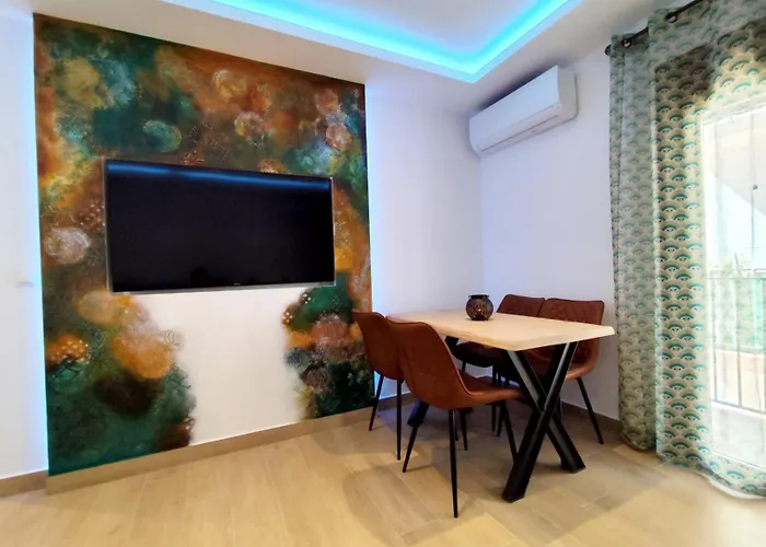Real 8 Luxury Free Wifi Ронда